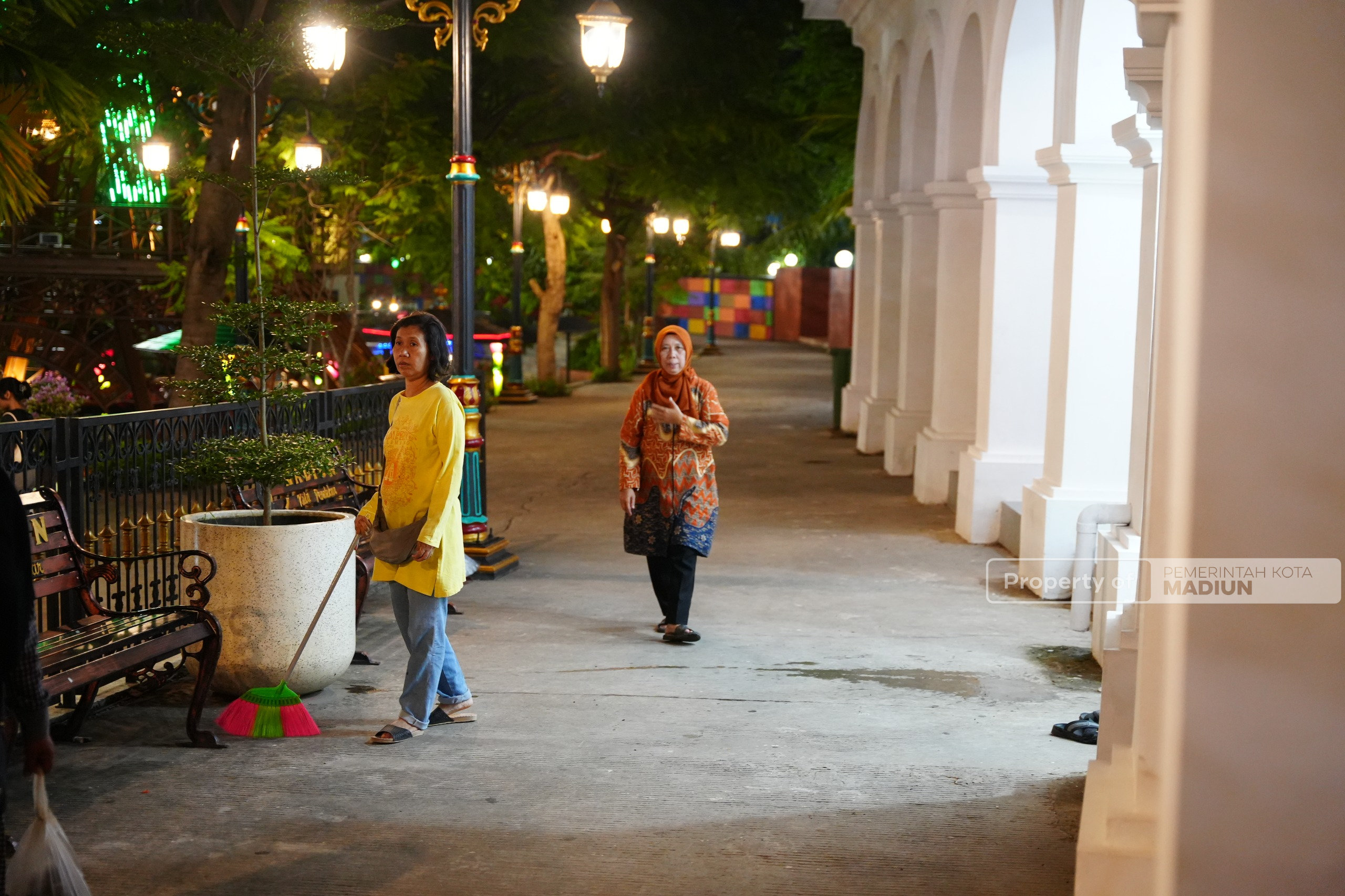 Jaga Kebersihan Destinasi Wisata, Plt Wali Kota Madiun Instruksikan Kerja Bakti UMKM