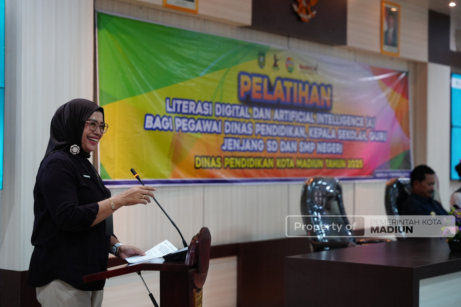 Wali Kota Hadiri Pelatihan Literasi Digital dan Pemanfaatan AI di Dindik Kota Madiun