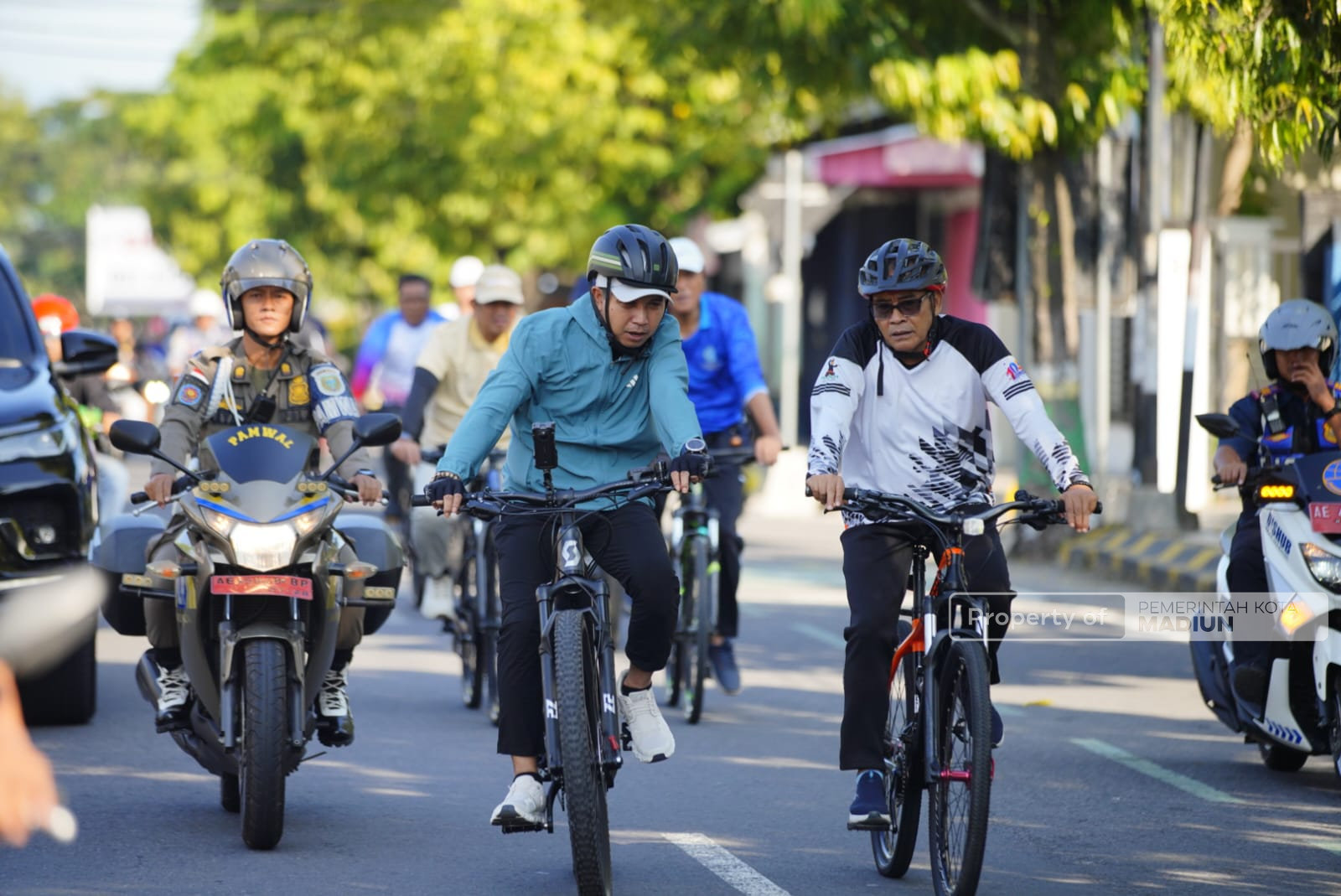 Gowes Bersama Ketua DPRD, Plt Wali Kota Cek Pelayanan Publik