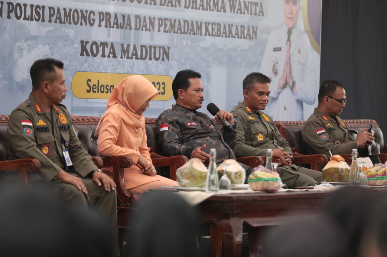 Gelar Pembinaan Peningkatan Kinerja Pelayanan Publik, Wali Kota Harap Satpol PP dan Damkar Optimal Berikan Pelayanan