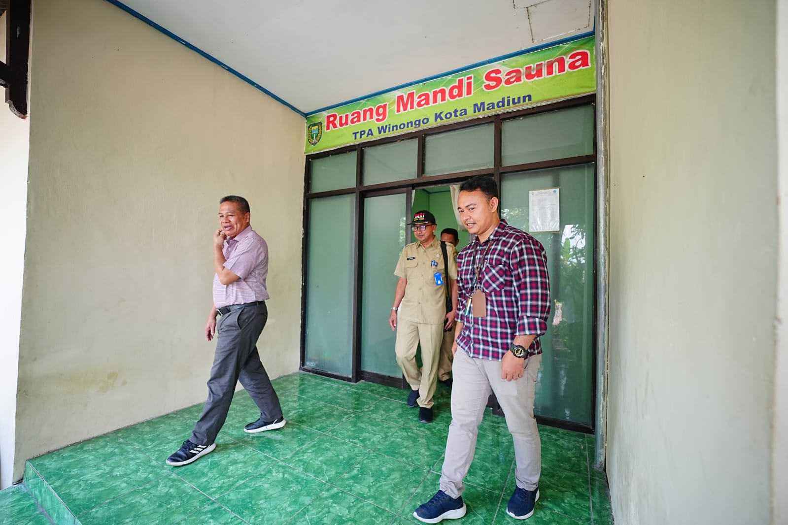 Assessment Dengan Tim UT Berakhir, Tim Juga Tinjau Pengelolaan Gas Metan di TPA