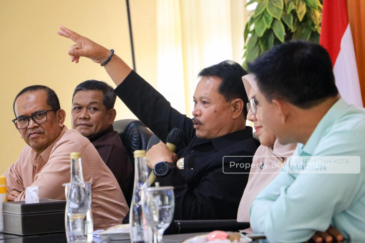 Lewat Pembinaan, Wali Kota Madiun Dorong PKL Naik Kelas