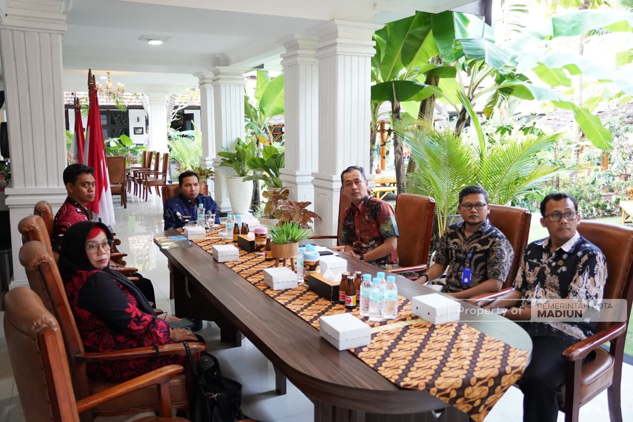 Dorong Penguatan Kuliner Lokal, Plt Wali Kota Madiun Harap Tiap Kelurahan Miliki Jajanan Khas