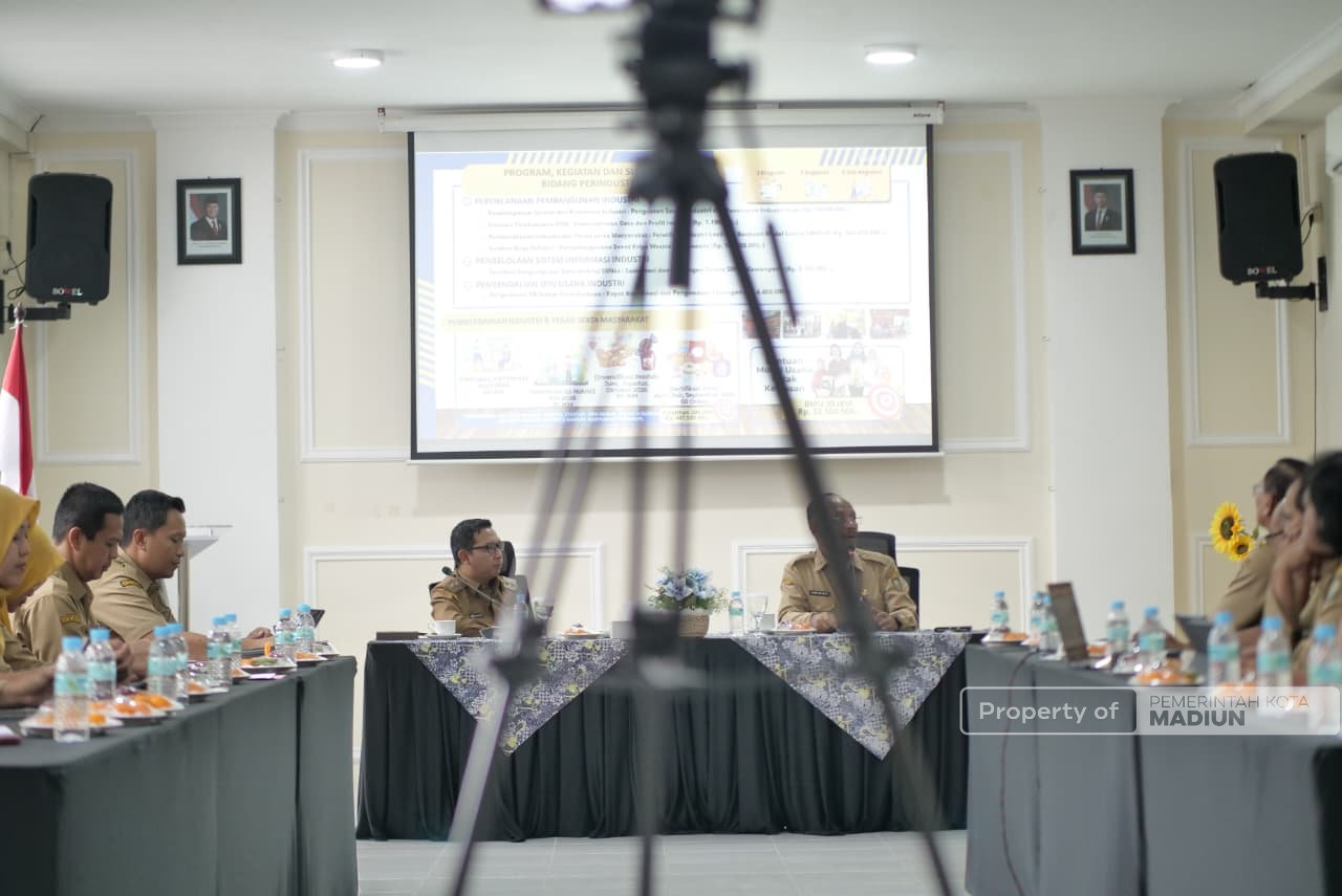 Gelar Audiensi dengan Disnaker KUKM, Plt Wali Kota Madiun Bahas Penguatan Pembangunan Adaptif