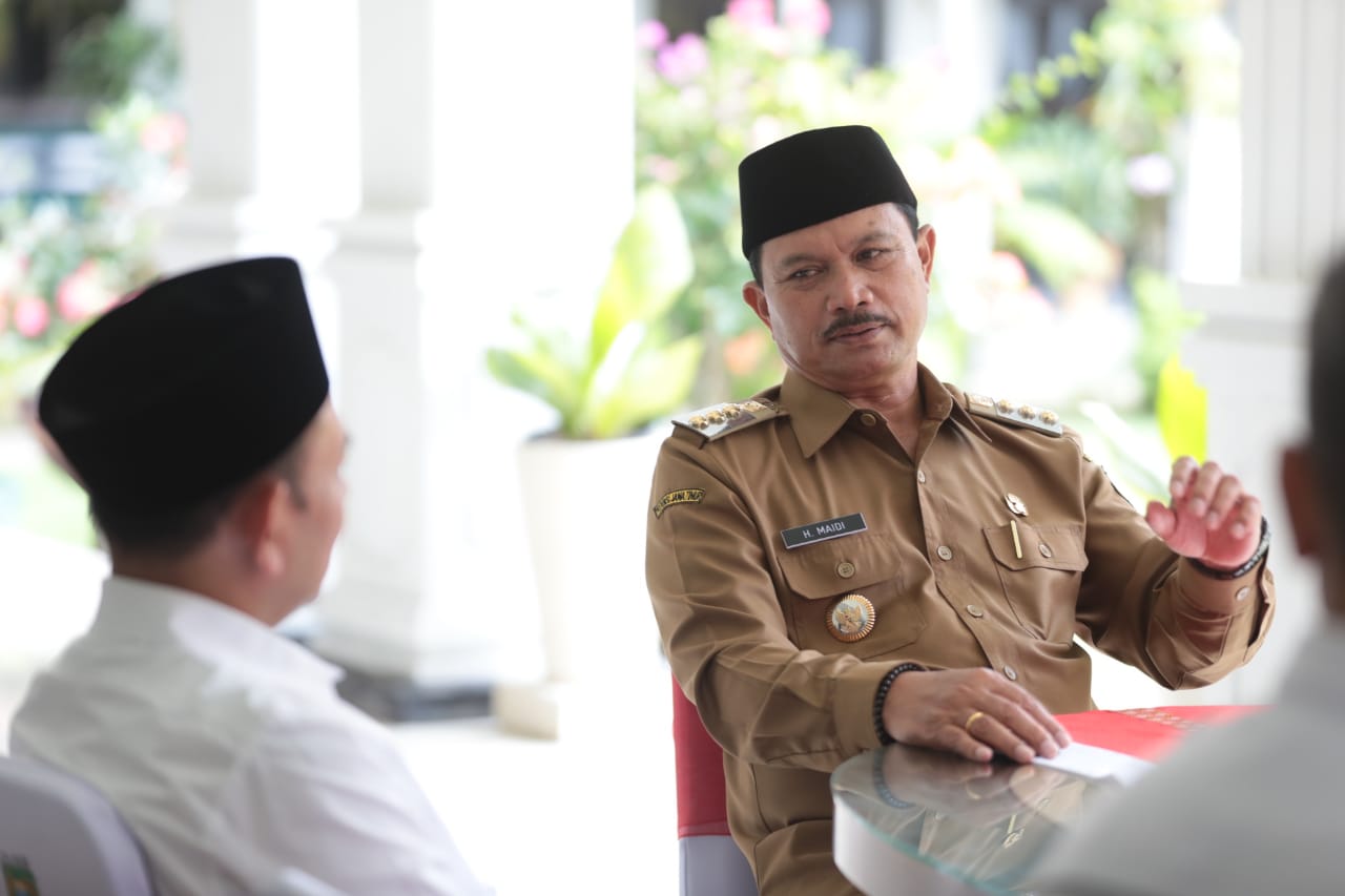 Audiensi Dengan Kepala Kemenag, Wali Kota Harap Sinergitas Untuk Bangun Kota