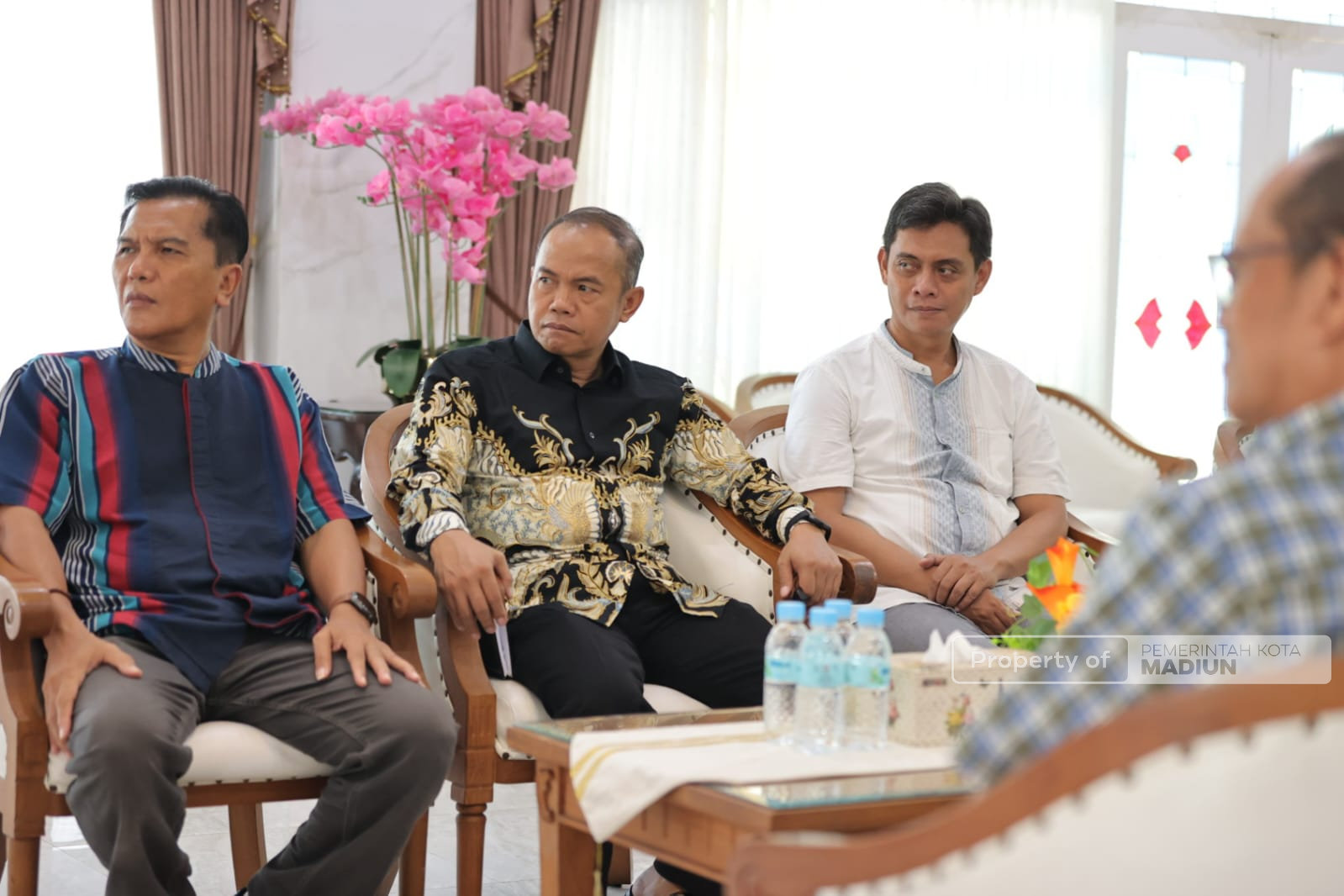 Terima Kunjungan Sesmenko Perekonomian, Plt Wali Kota Bahas Strategi Penguatan Ekonomi