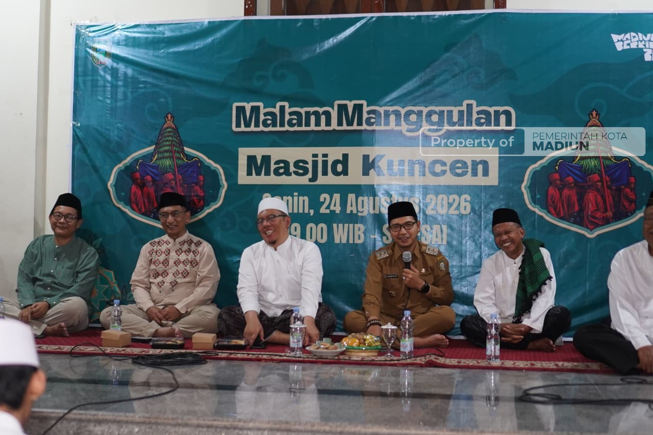 Hadiri Malam Manggulan Grebeg Maulud, Plt Wali Kota: Budaya Kita Harus Terus Dihidupkan