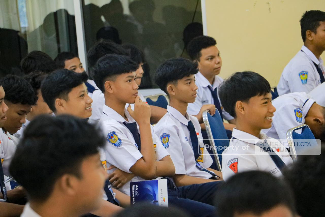 Lewat Sosialisasi Pendidikan Politik, Pemkot Madiun Ajak Pemuda Jauhi Tindakan Anarki