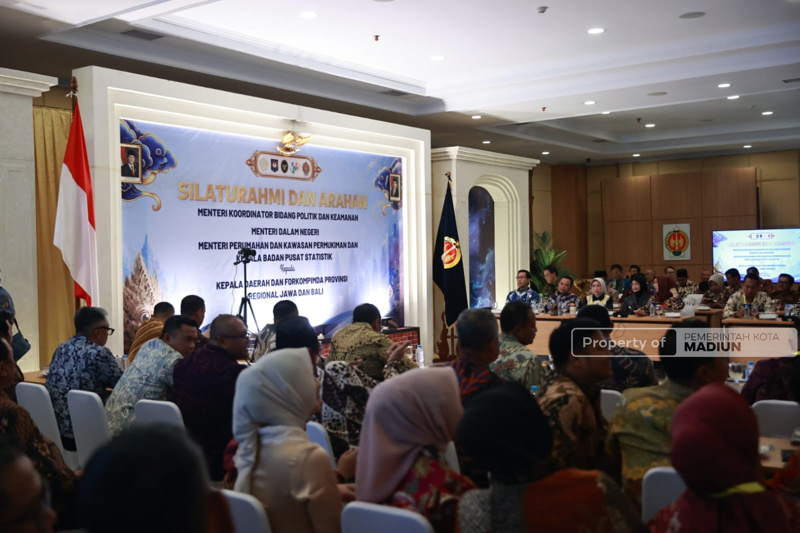 Ikuti Dialog Bersama Menko Polkam dan Mendagri, Plt Wali Kota: Kota Madiun Siap Mengikuti Semua Arahan