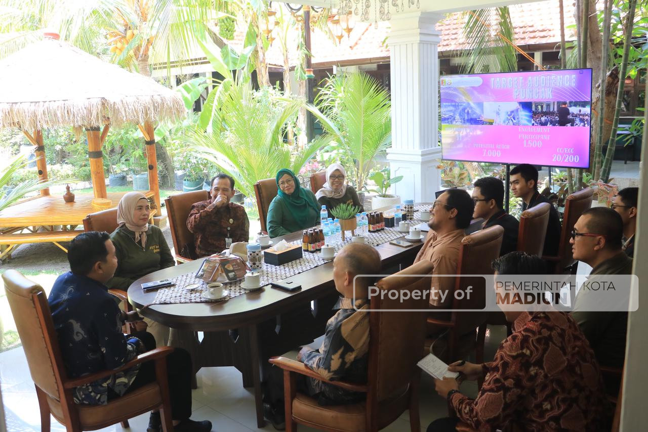 Terima Audiensi SMAN 6 Madiun, Wawali Beri Apresiasi Event Smasix Laskara Running