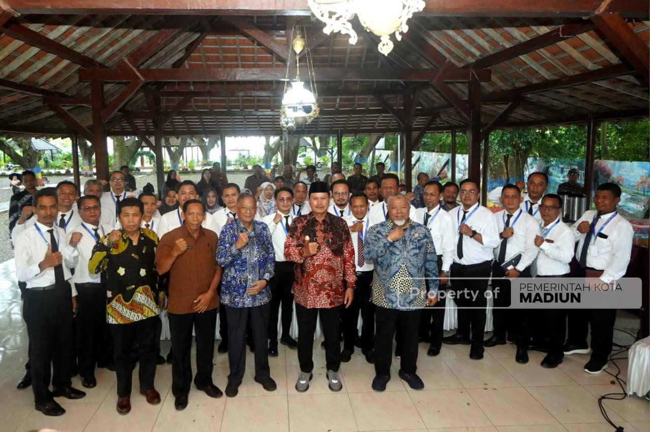 Terima Studi Lapangan PERPAMSI, Wali Kota Madiun Tekankan Sinergi Antardaerah