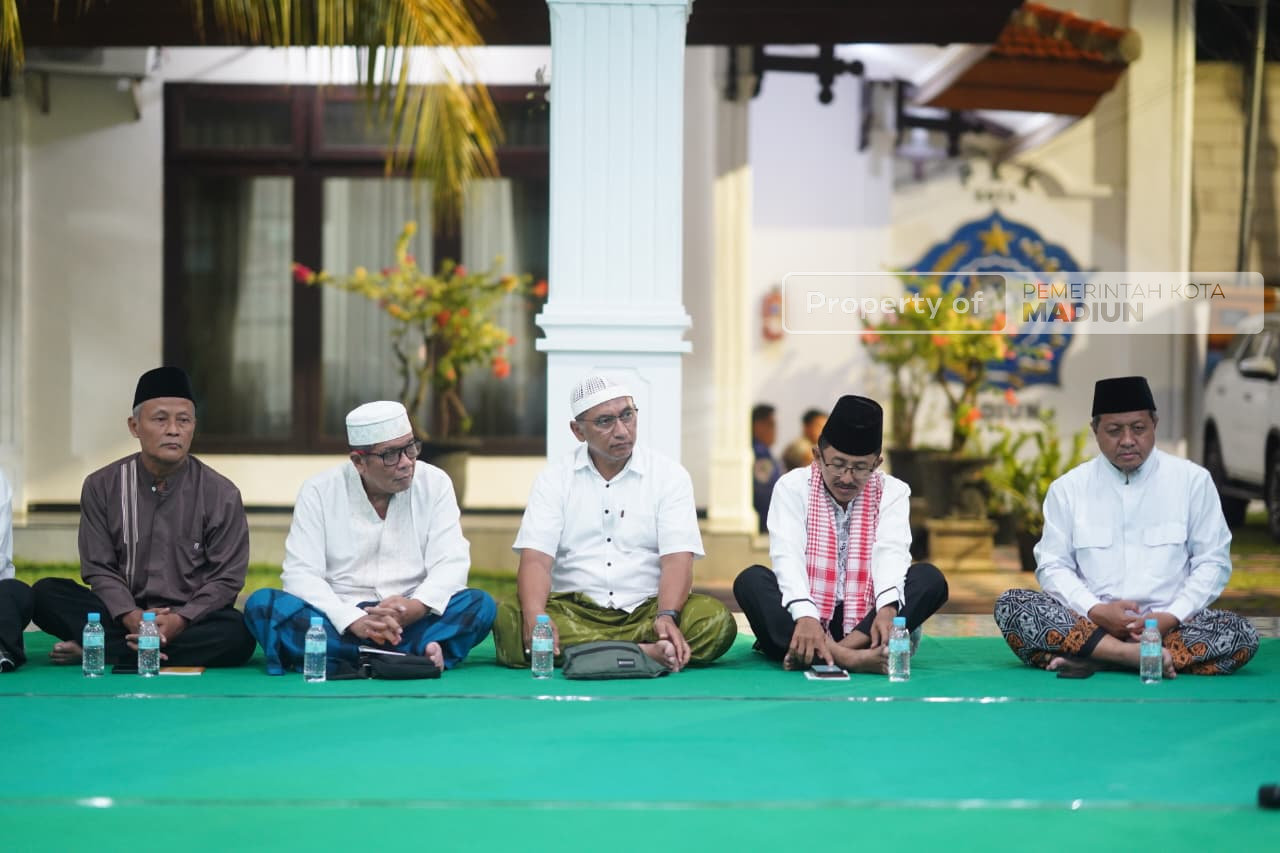 Hadiri Pembacaan Surat Yasin dan Doa Bersama, Wali Kota Ajak Modin Doakan Kemajuan Kota