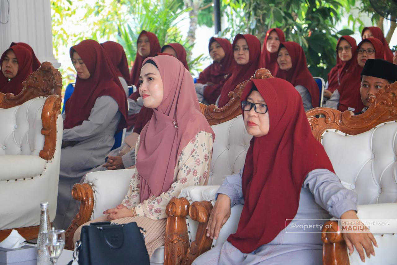 Hadiri Halal Bihalal Majelis Ta’lim, Plt Wali Kota Madiun Tekankan Penguatan SDM guna Pengentasan Kemiskinan