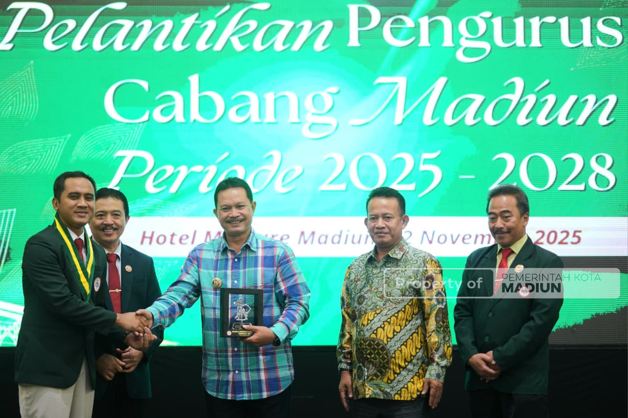 Hadiri Pelantikan Pengurus IDI Cabang Madiun, Dr. Maidi Tekankan Kolaborasi Wujudkan Kota Madiun Maju Mendunia