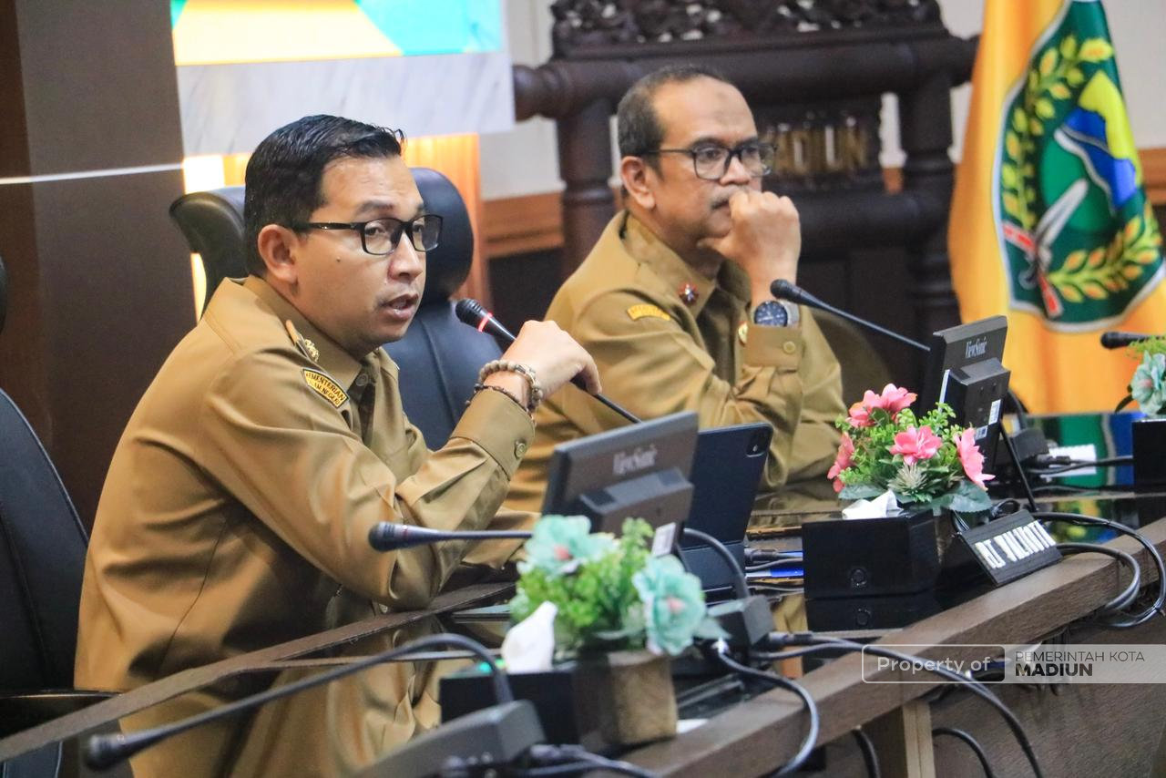 Pimpin Rapat Dinas, Plt Wali Kota Madiun Tekankan Kesiapan OPD dan Pelayanan Publik Jelang Lebaran