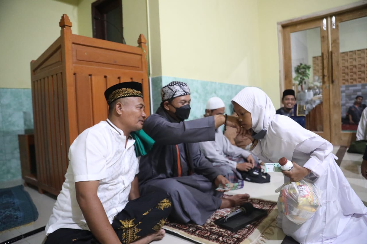 Tarawih di Masjid Al-Fitri, Wali Kota Ajak Jamaah Perbanyak Ibadah di Bulan Suci