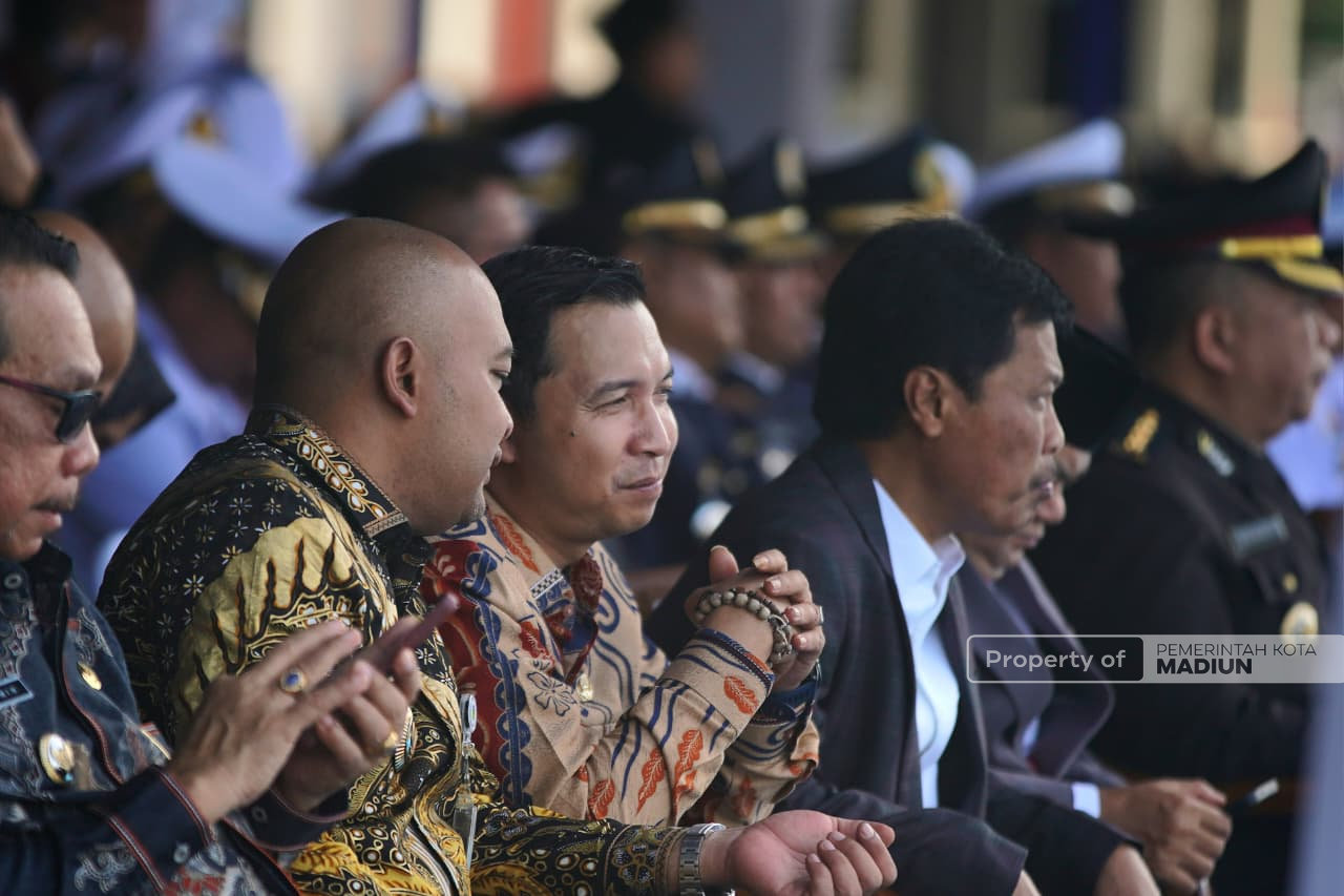 Hadiri Wisuda ke-102 PIP Semarang, Pemkot Madiun Teken MoU Pengembangan SDM Transportasi