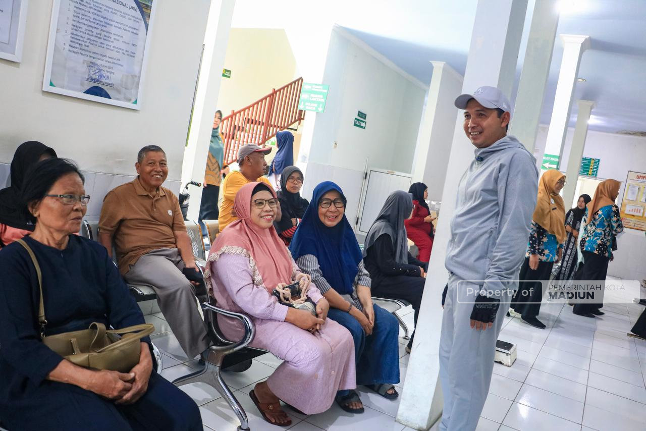 Tinjau RPH hingga SPPG dengan Gowes, Plt Wali Kota Soroti IPAL yang Belum Sesuai Standar