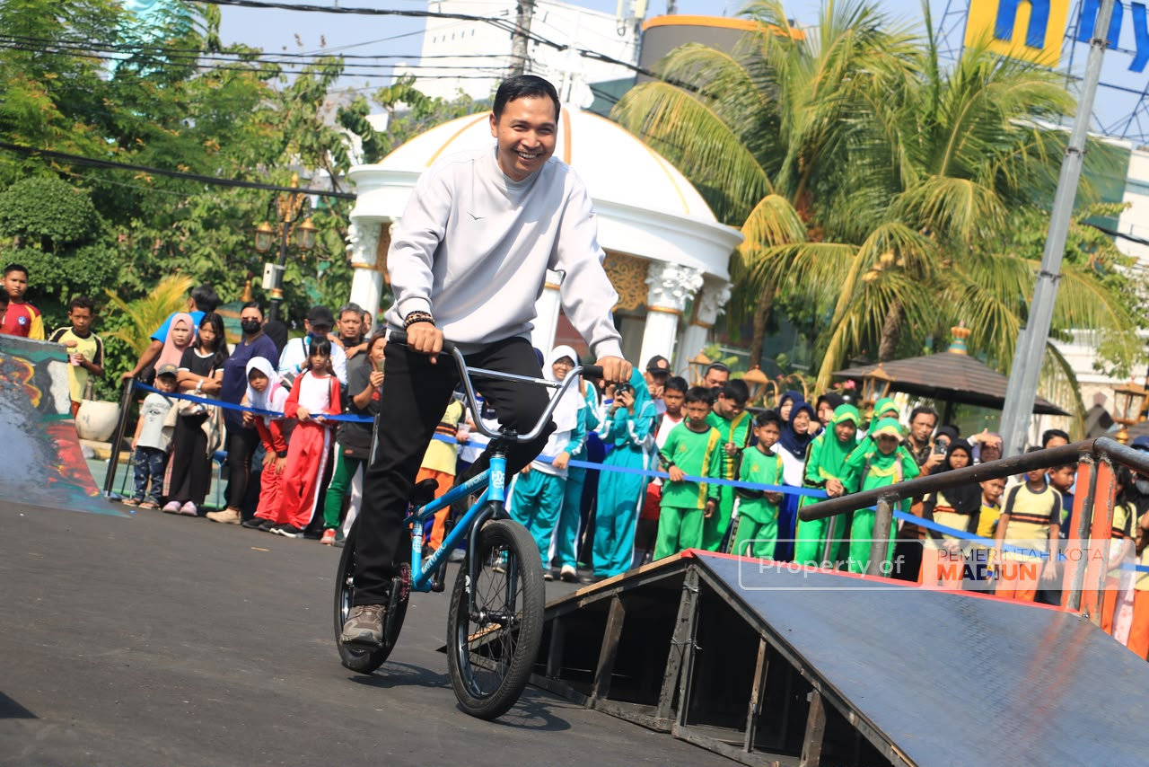 Buka Madiun Street Competition 2026, Plt Wali Kota Perkuat Pembinaan Atlet dan Komunitas Street Sport