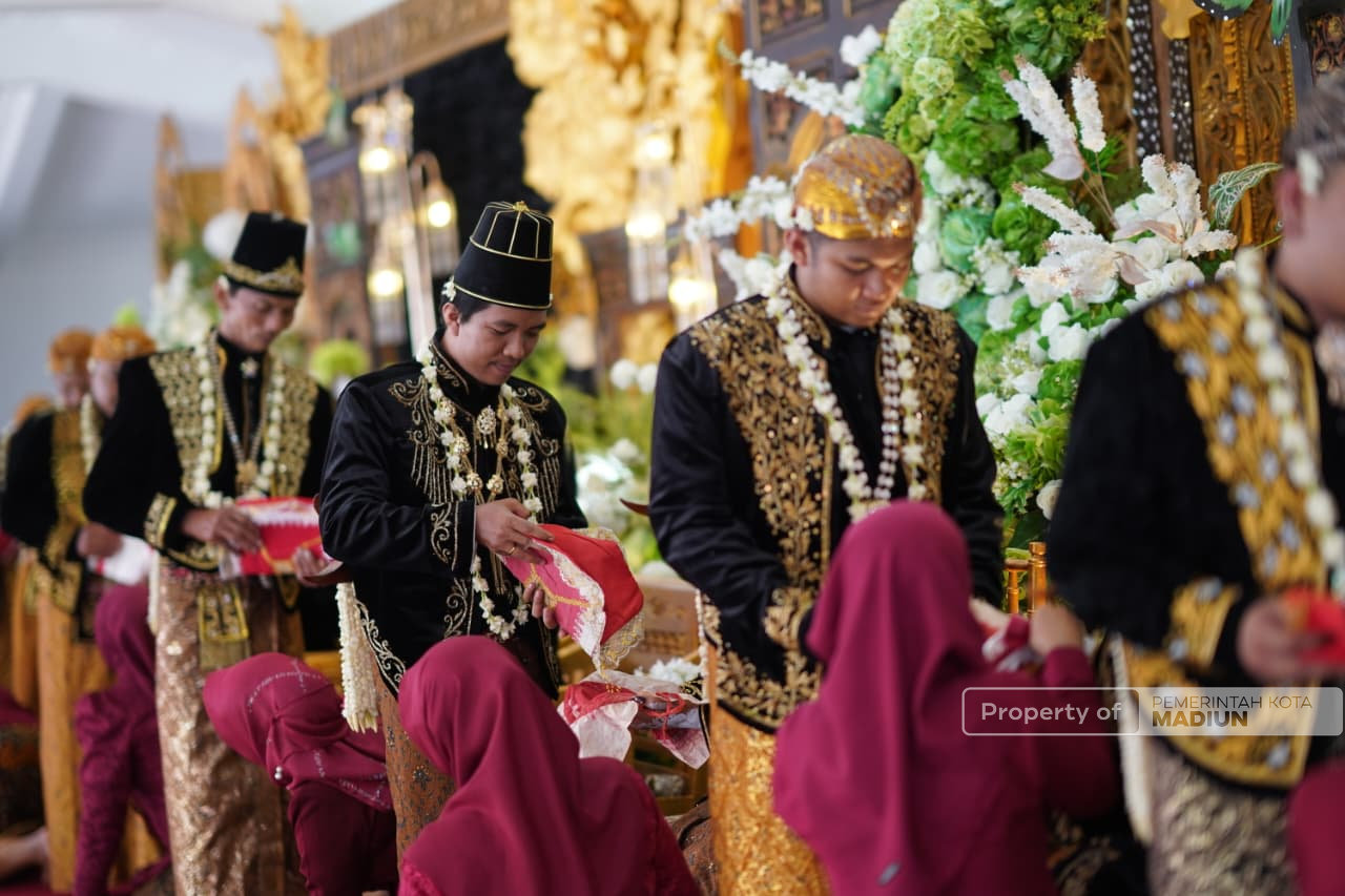Lestarikan Warisan Budaya, Pemkot Madiun Hadirkan Prosesi Akad Nikah dan Lomba Tata Rias Pengantin Adat dalam Rangka HUT ke-108