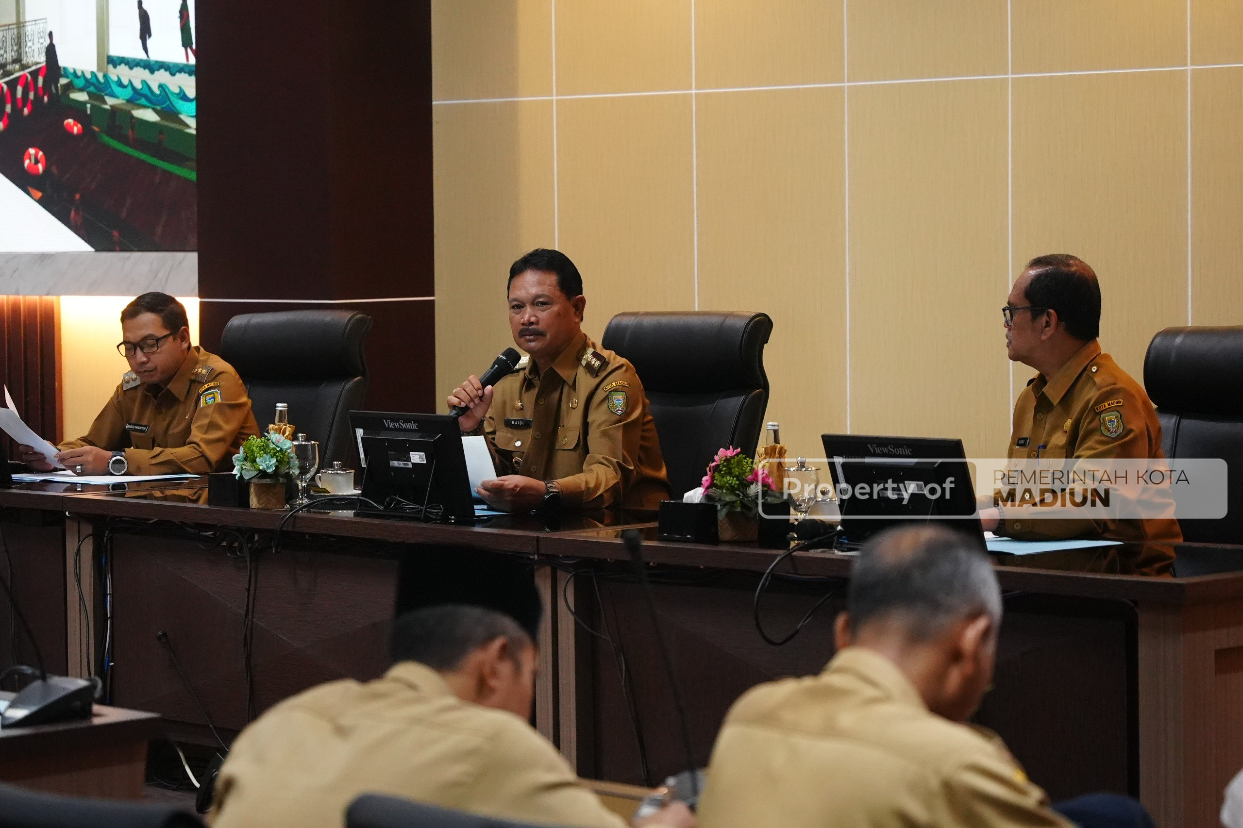 Pimpin Rapat Dinas Jelang Pergantian Tahun, Wali Kota Madiun Tekankan Kenyamanan Fasum Sambut Wisatawan