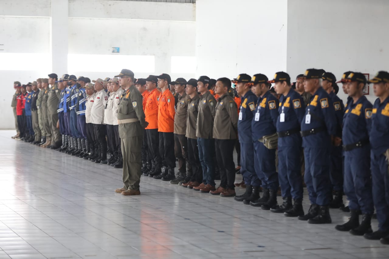 Pimpin Apel Tim Gabungan Pasar Besar Madiun, Wali Kota Pesan Jaga Ketertiban