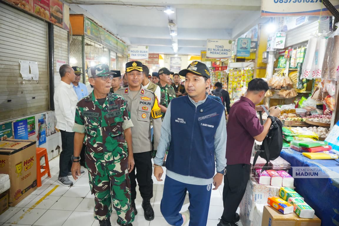 Maraton Pantau Objek Strategis, Plt Wali Kota Madiun Pastikan Lebaran Aman