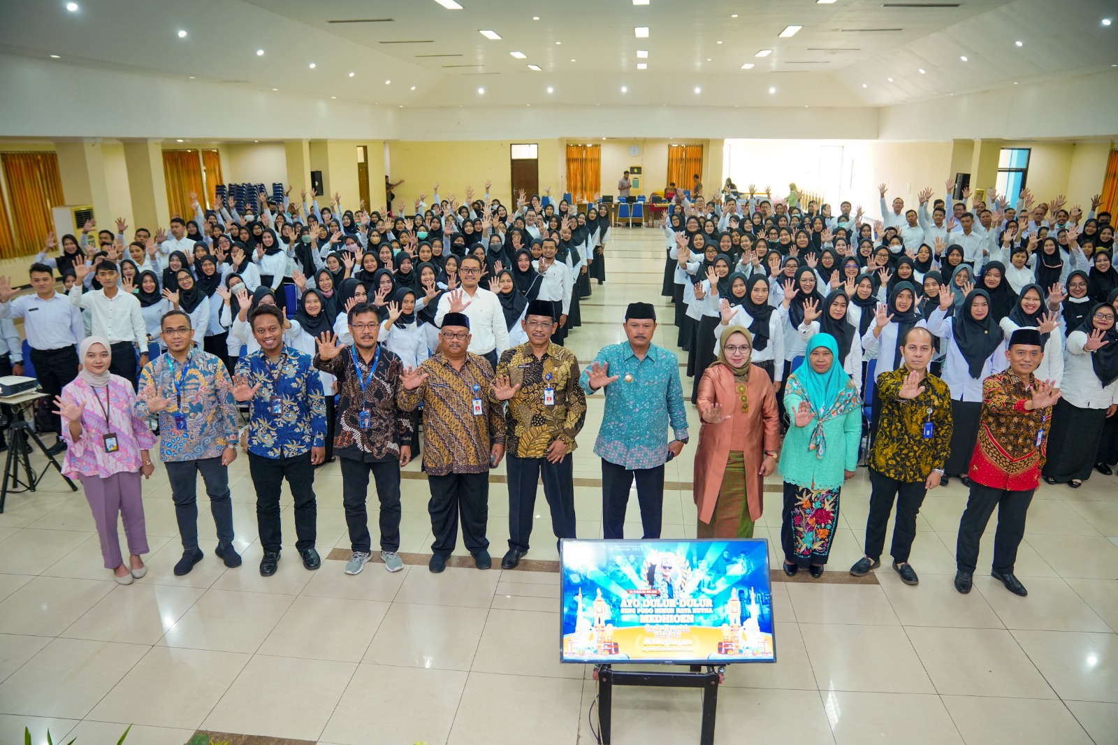 Serahkan SK PPPK, Wali Kota Minta Serius dalam Bekerja