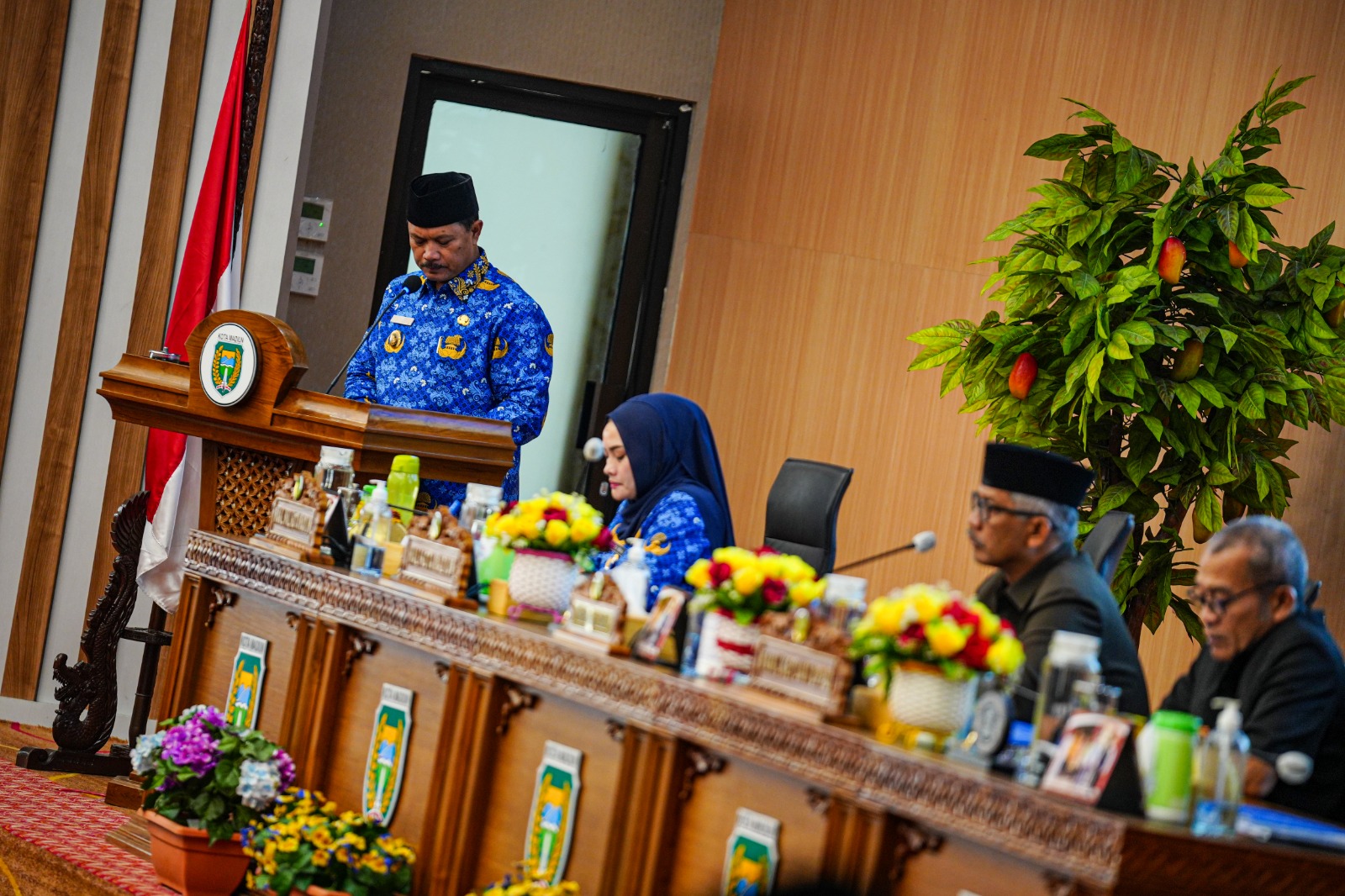 Hadiri Rapat Paripurna, Wali Kota Sampaikan Jawaban Atas Pertanyaan Fraksi DPRD
