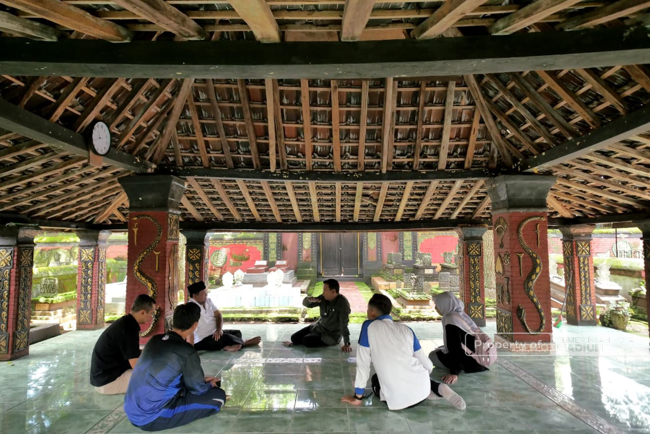 Perkuat Potensi Wisata Religi Terintegrasi, Plt Wali Kota Madiun Tinjau Masjid Kuno Kuncen dan Masjid Kuno Taman