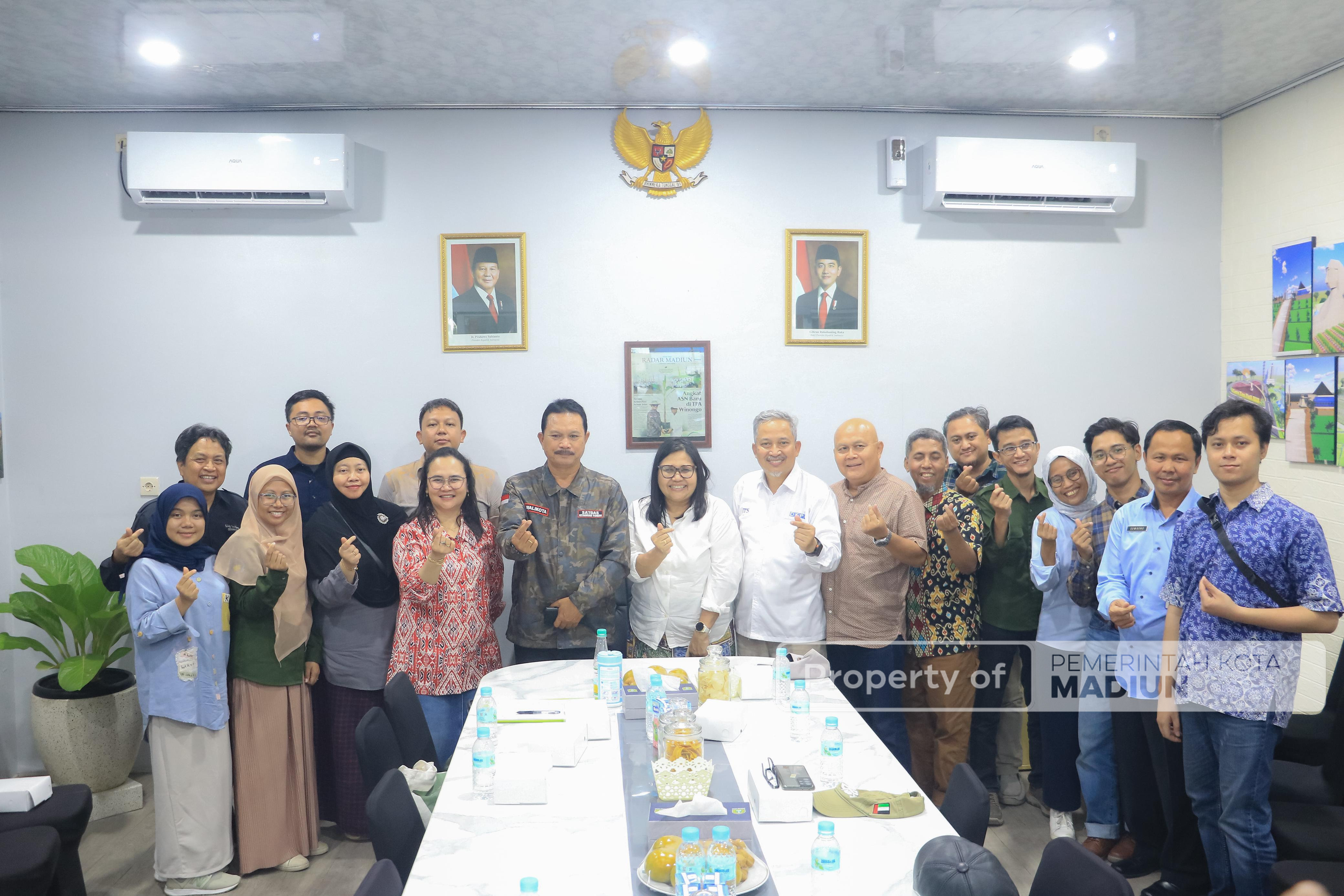 Terima Audiensi BBWSB Solo dan Tim ITS,  Wali Kota Madiun Bahas Pengembangan Kota dan Peningkatan SDM