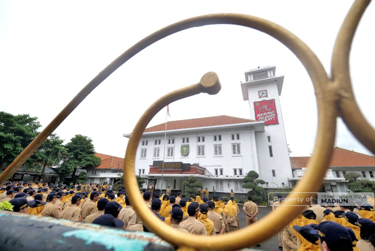 Plt Wali Kota Madiun Pacu Kinerja OPD Lewat Apel dan Rakor di Balai Kota