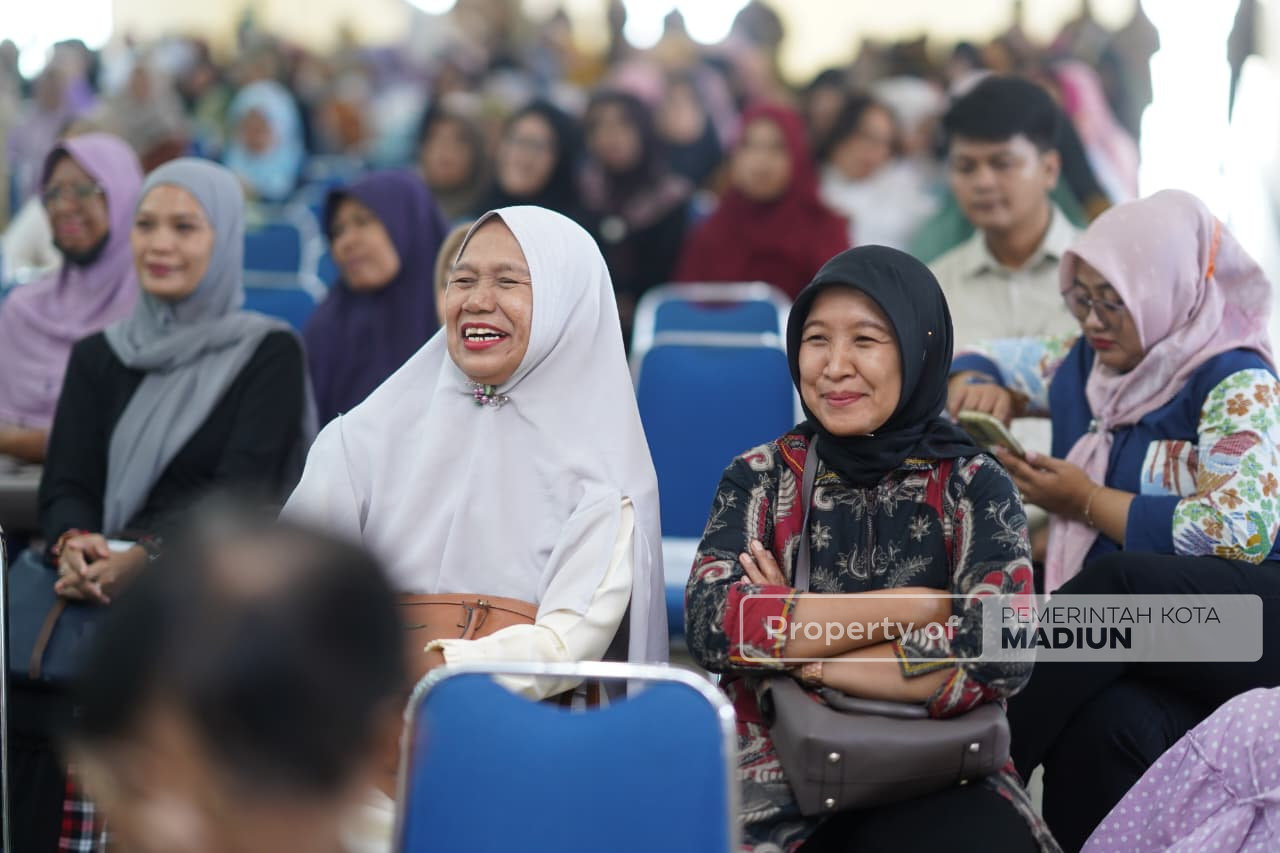 Jadi Narasumber Parenting, Wali Kota Madiun: Jangan Sampai Masa Depan Anak Jadi Korban!