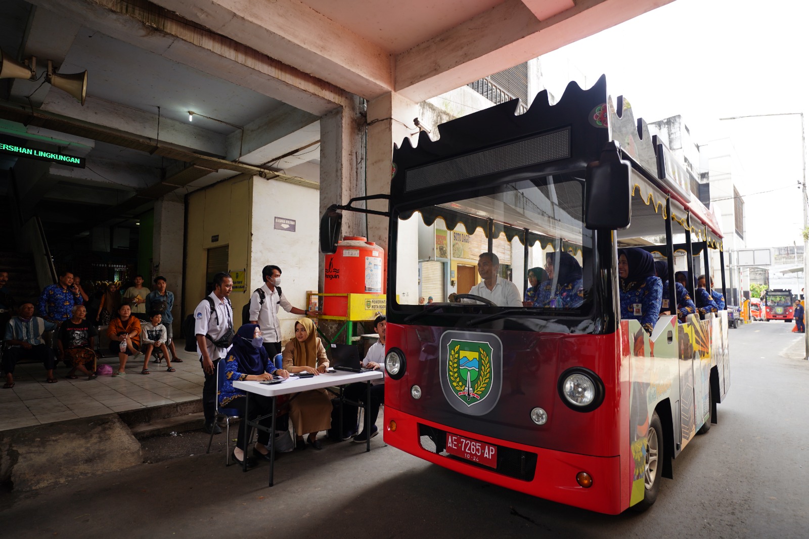 Pemkot Madiun Sosialisasikan Belanja Drive Thru Di PBM, Gunakan Aplikasi Agar Lebih Cepat Tanpa Turun Dari Kendaraan