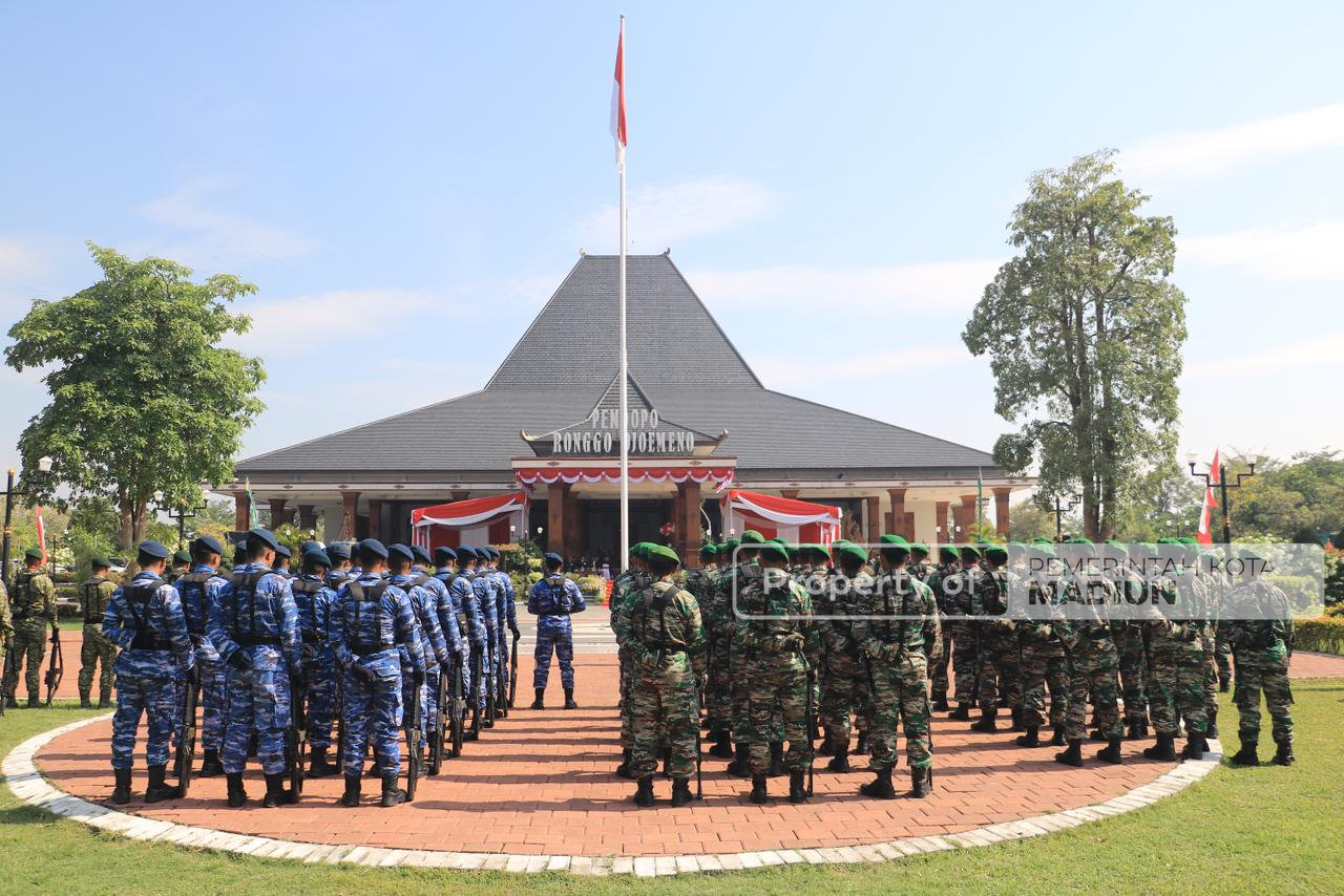 Dirgahayu! TNI Prima, TNI Rakyat, Indonesia Maju!