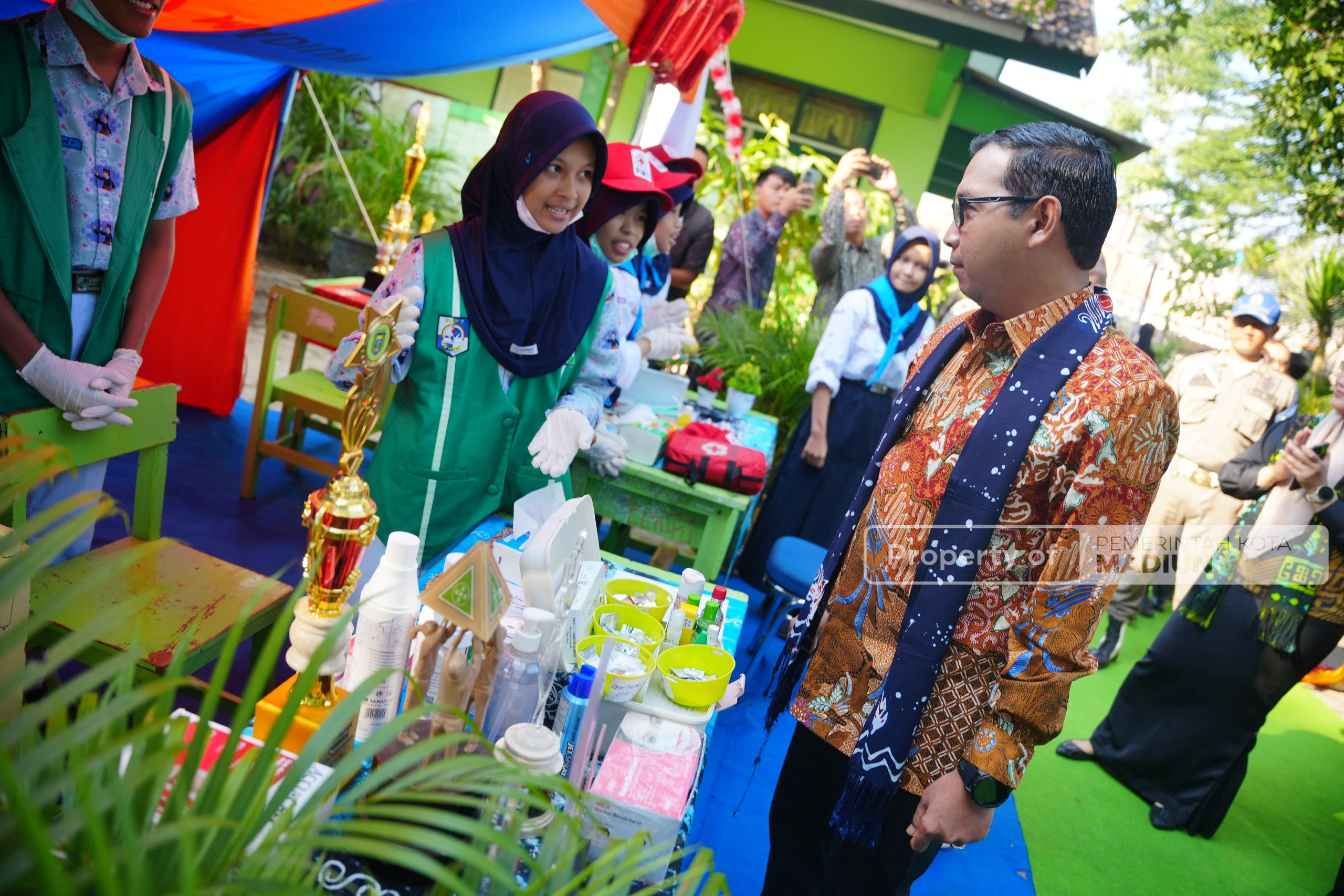 Isi Materi MPLS di SMP 7, Plt Wali Kota Tanamkan Nilai Antikorupsi dan Semangat menggapai Mimpi