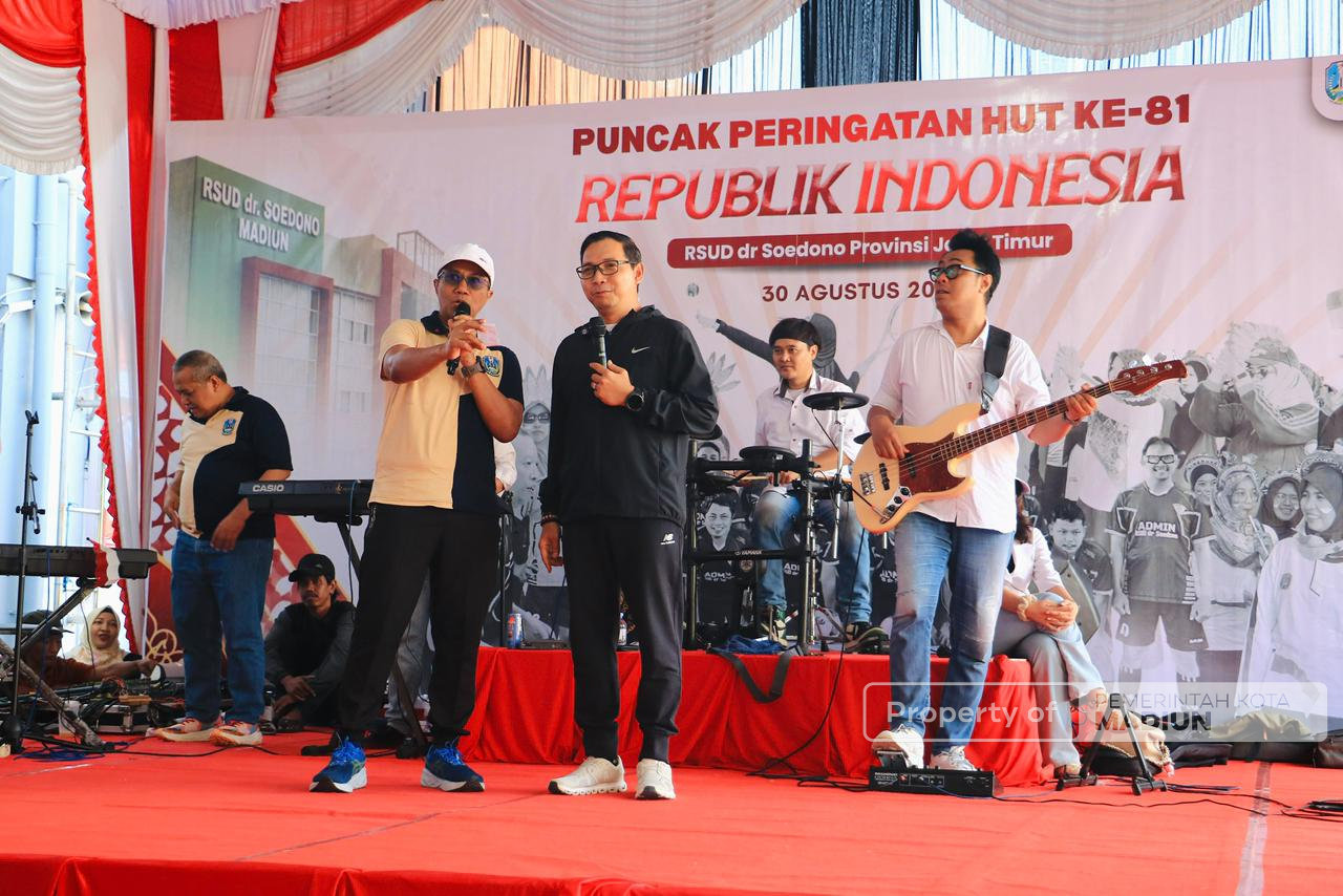 Hadiri Jalan Santai RSUD dr Soedono, Plt Wali Kota Pesan Semangat Melayani Masyarakat Terus Dijaga