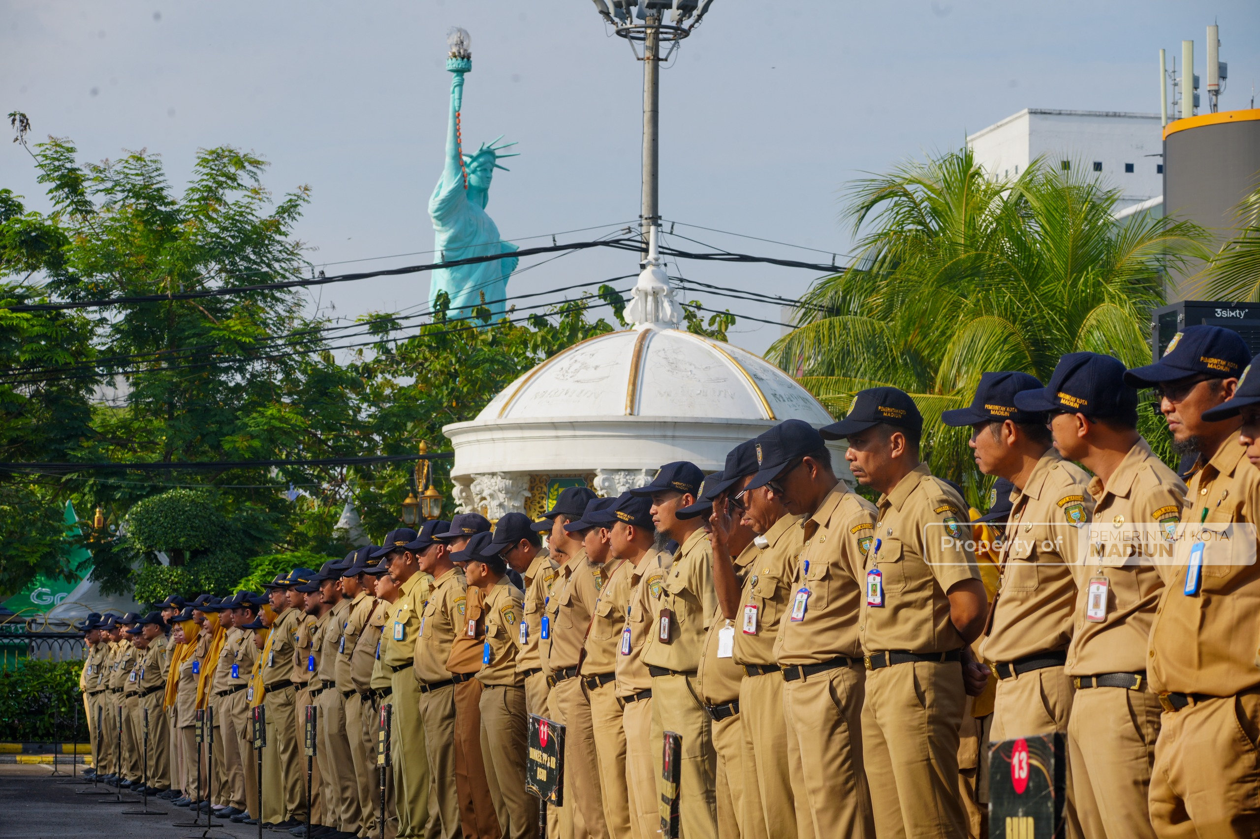Gelar Apel, Plt Wali Kota Madiun Tegaskan ASN Harus Kawal Target Pembangunan 2030