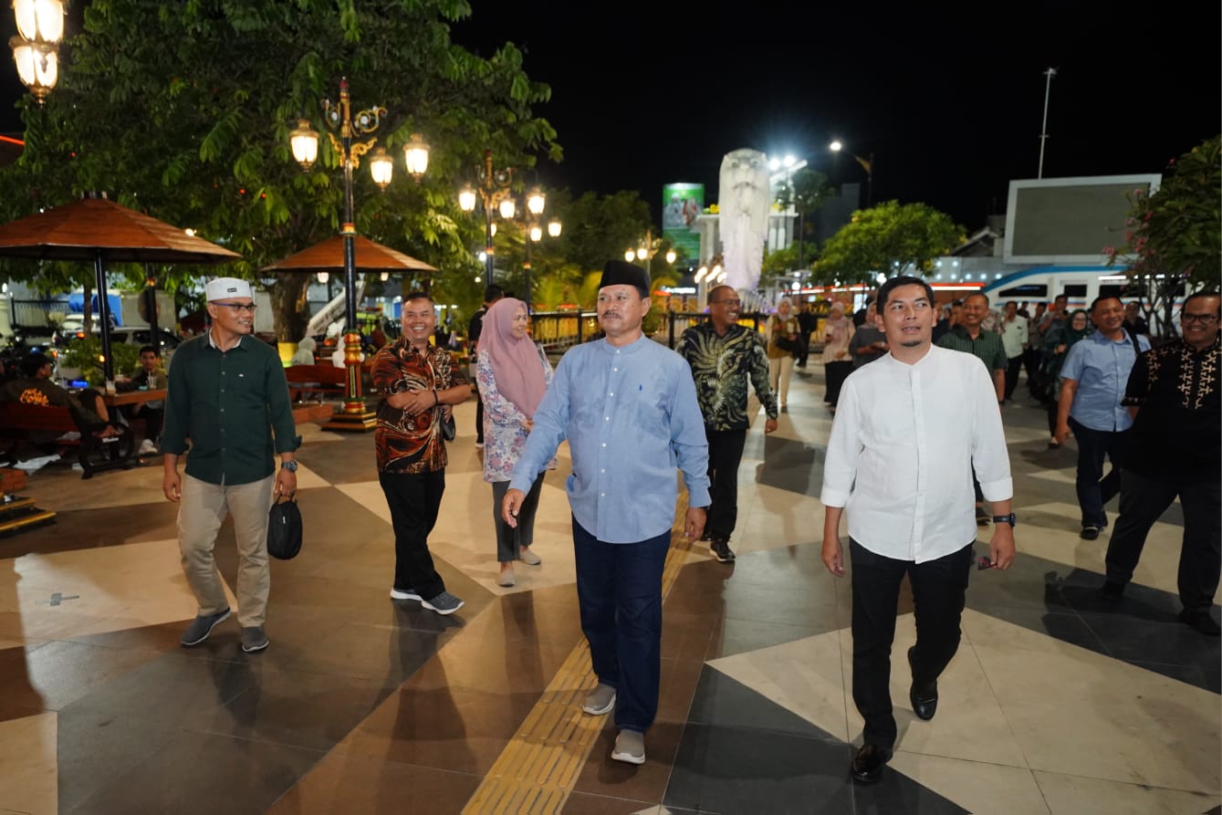 Terima Studi Komparatif Forkopimda Sawahlunto, Wali Kota Ajak Rombongan Keliling Singapura Hingga Ka’bah