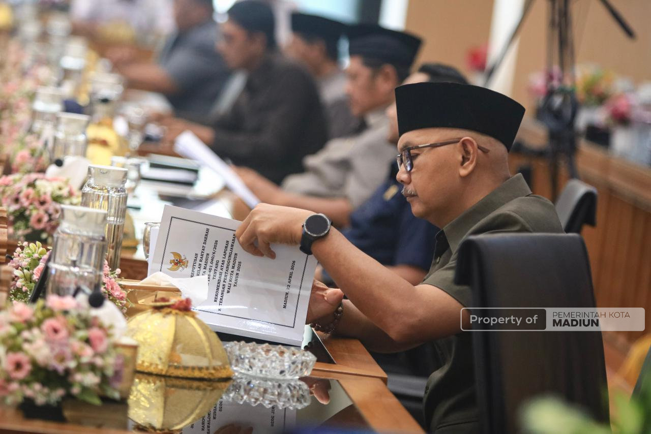 Rekomendasi DPRD atas LKPJ 2025 Diserahkan, Plt Wali Kota : Jadi Acuan Perbaikan ke Depan