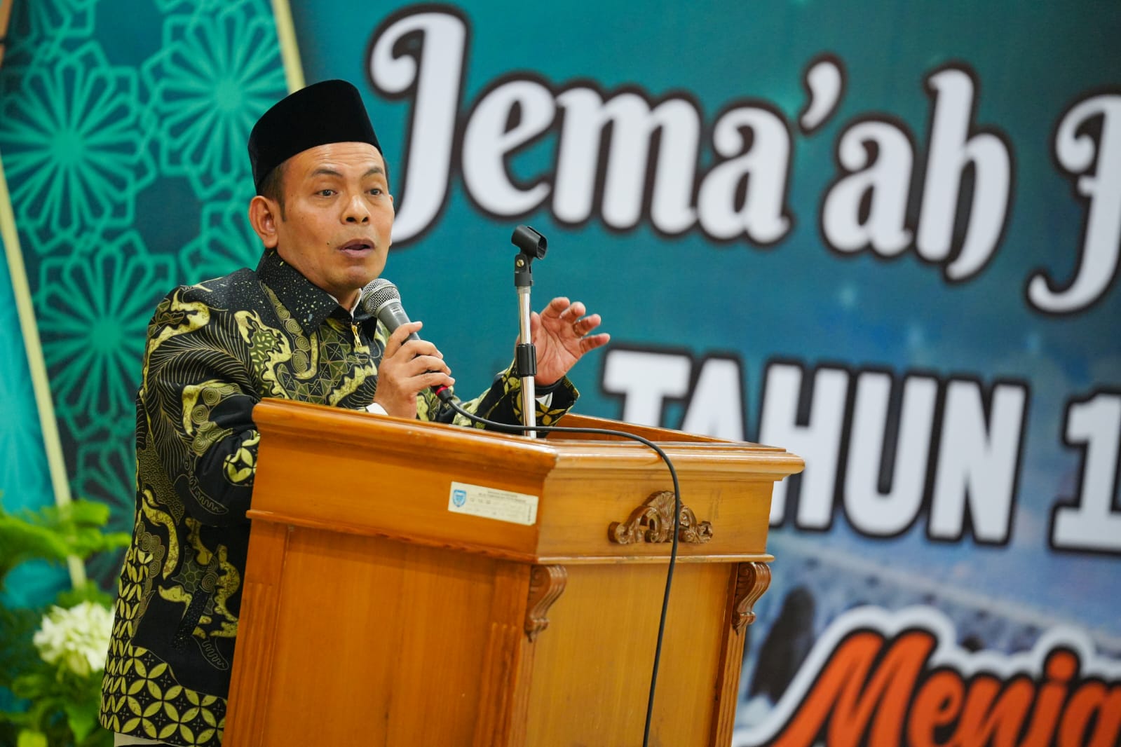 Lepas CJH Ke Tanah Suci, Wali Kota Pesan Optimalkan Ibadah Dan Jaga Kesehatan