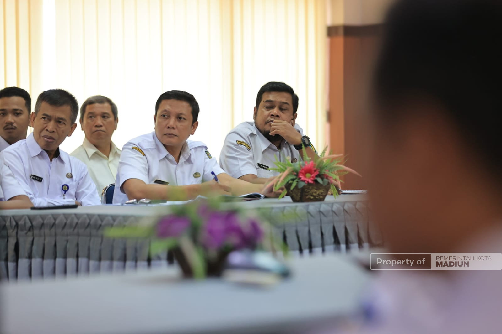 Gelar Pembinaan, Plt Wali Kota Harap Karyawan Bakesbangpol Solid dan Kompak
