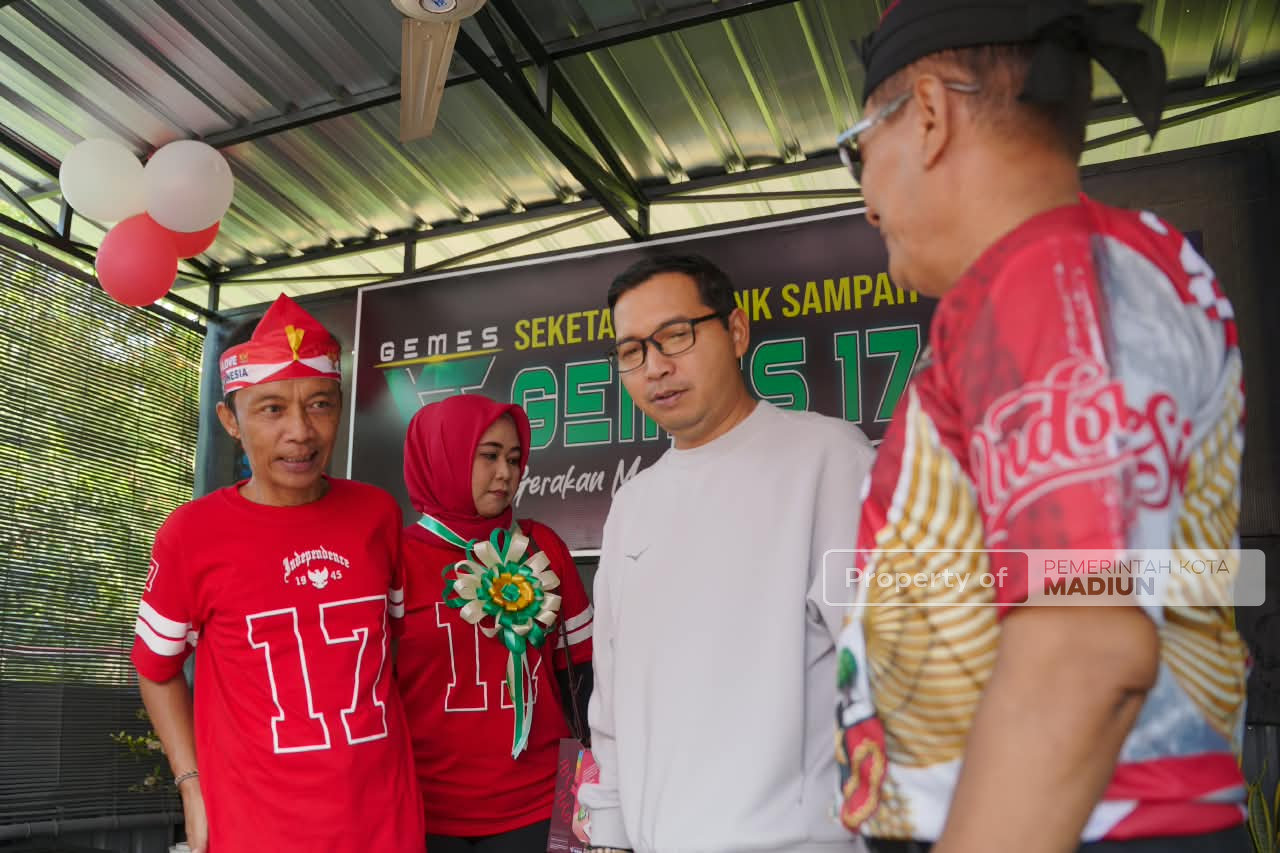 Wujudkan Zero Waste 2027, Plt Wali Kota Resmikan Bank Sampah GEMES 17