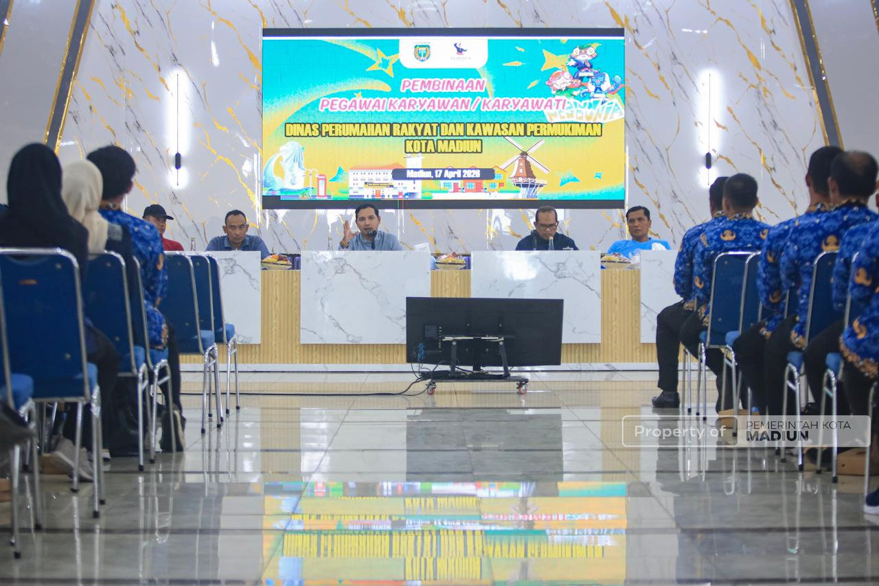 Hadiri Pembinaan Disperkim, Plt Wali Kota Madiun Dorong Peningkatan Kinerja Petugas
