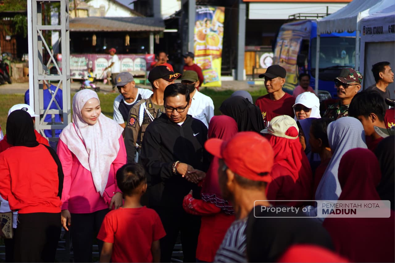 Plt Wali Kota Madiun Hadiri Blusukan Kampung Bangkit, Warga Gulun Antusias Ikuti Jalan Santai