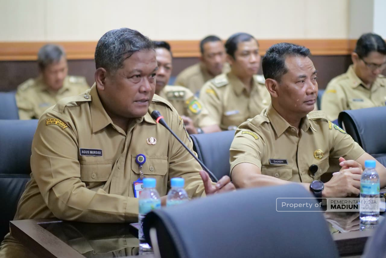 Plt Wali Kota Madiun Pacu Kinerja OPD Lewat Apel dan Rakor di Balai Kota